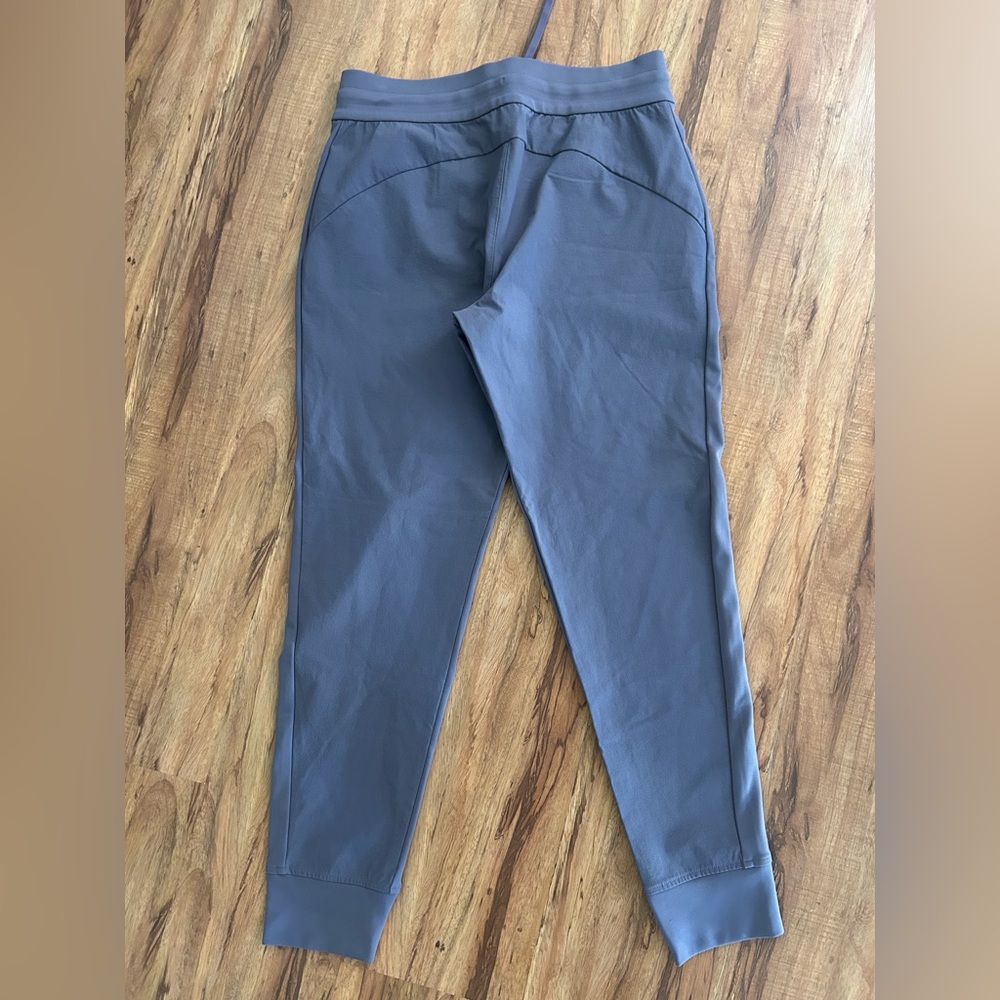 Athleta Headlands Hybrid Trek Mid Rise Jogger Track Pants Purple Grey Women 8 - Picture 4 of 12